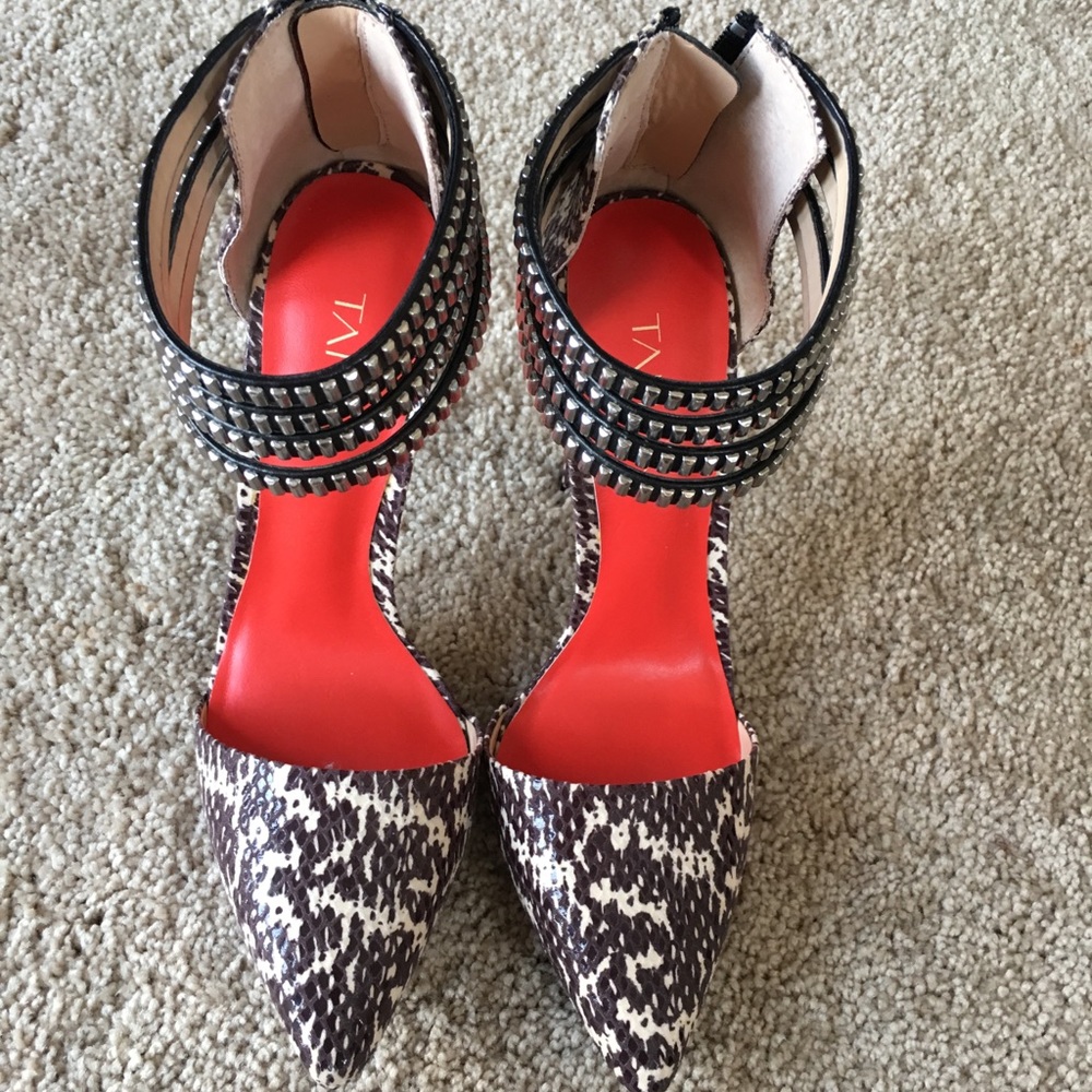 Tamar ankle strap heels size 6